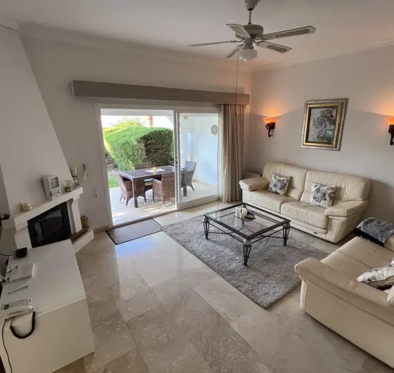 Продажа таунхауса в El Paraiso