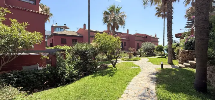 Продажа таунхауса в Estepona 3
