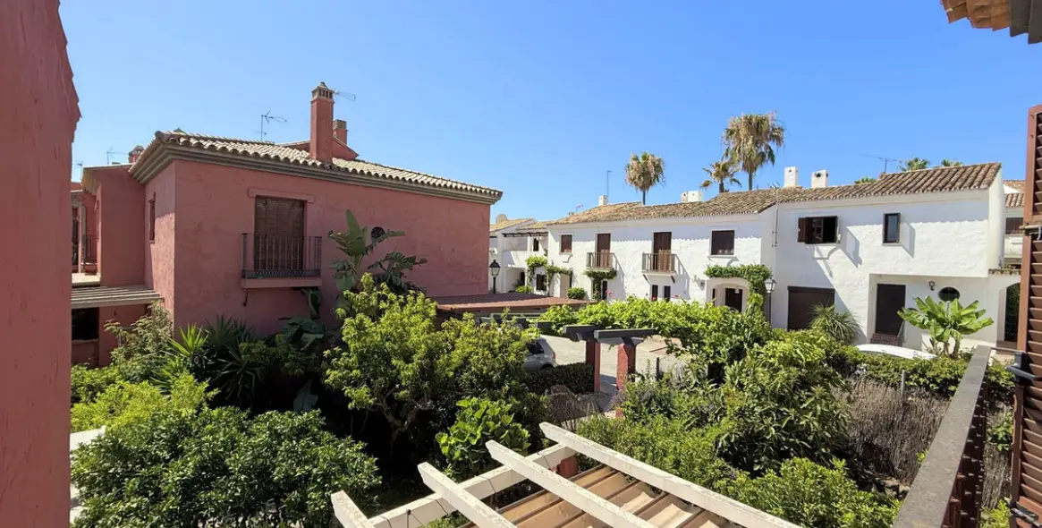 Продажа таунхауса в Estepona 15