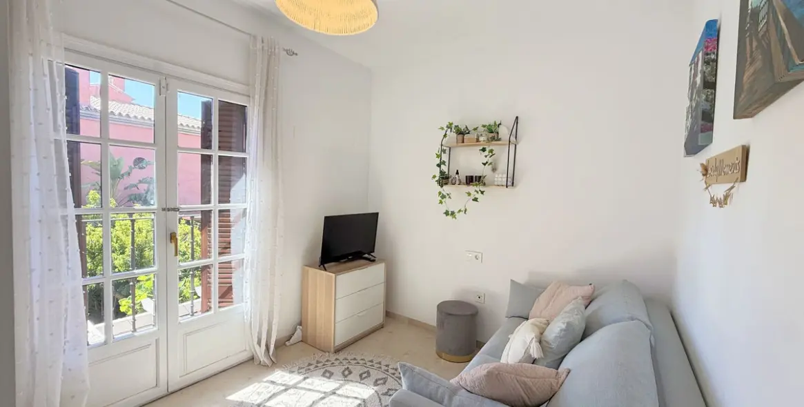 Sale of townhouse in Estepona 23