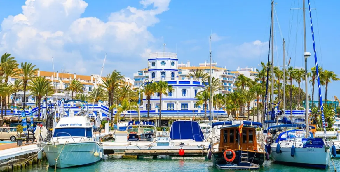 Sale of townhouse in Estepona 29