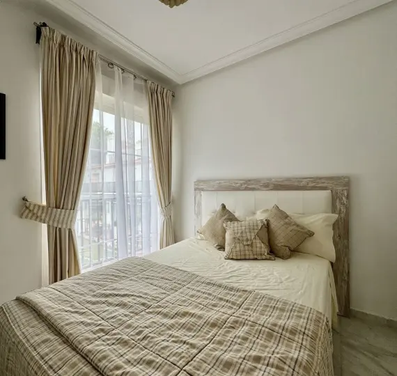 Продажа дома на две семьи в Cabopino