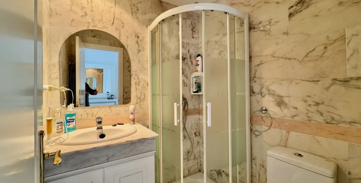 Продажа дома на две семьи в Cabopino 10