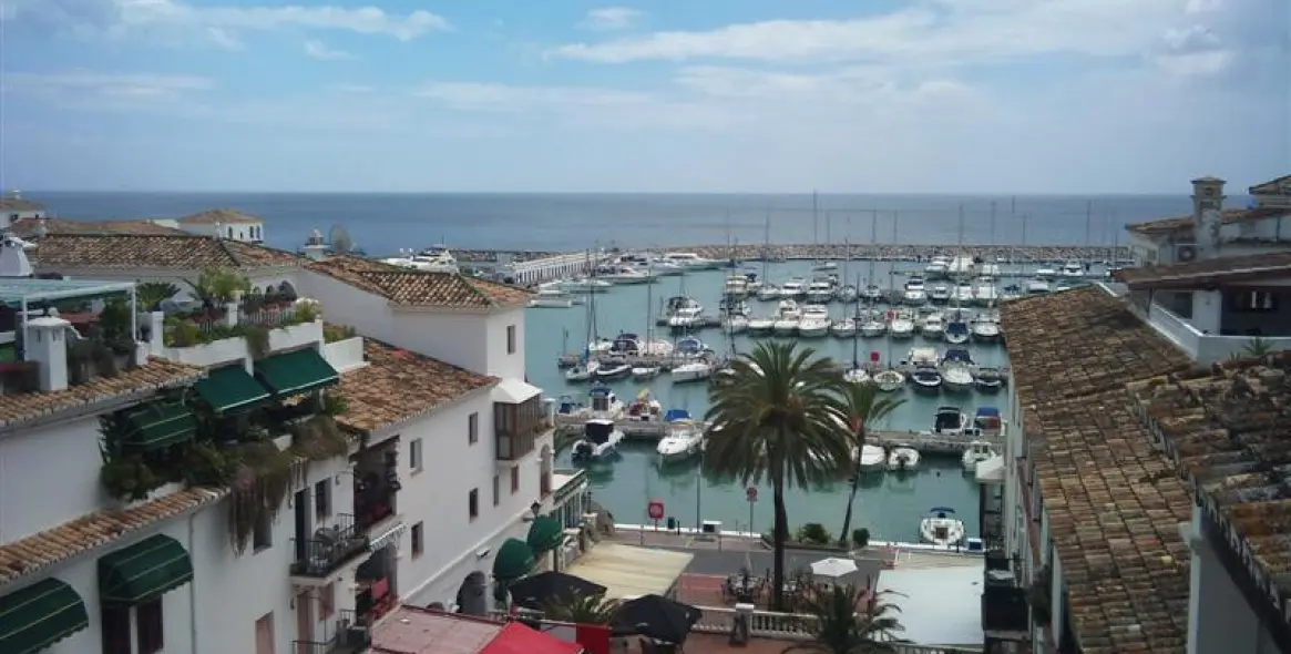 Venta de ático en La Duquesa 3