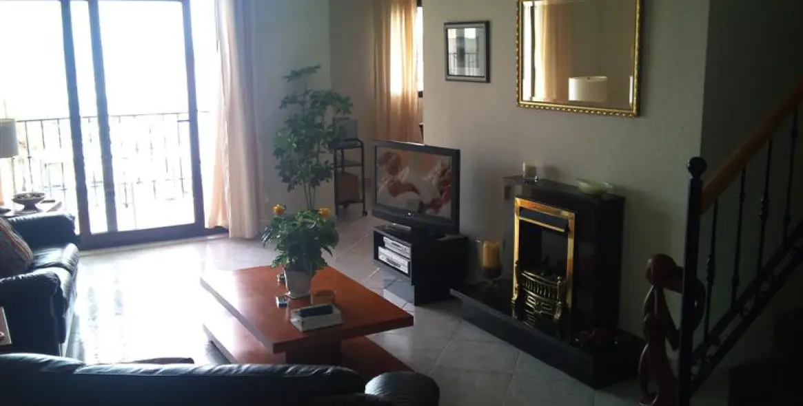 Venta de ático en La Duquesa 4