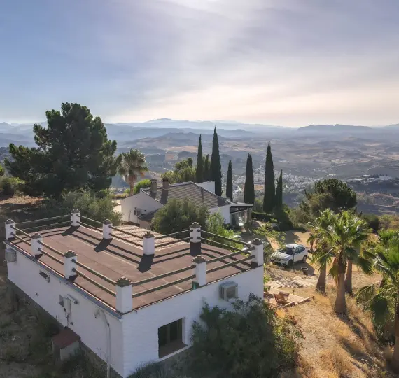 Sale of detached villa in Alozaina