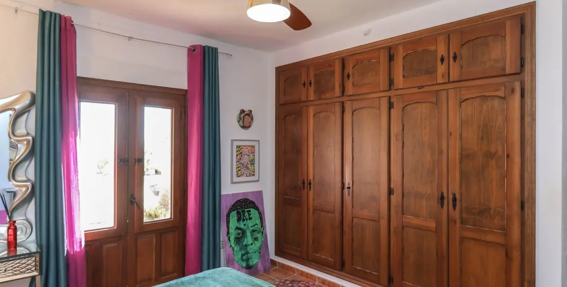 Sale of detached villa in Alozaina 26