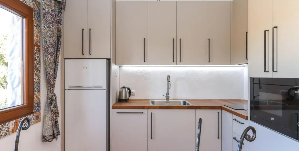 Sale of detached villa in Alozaina 54