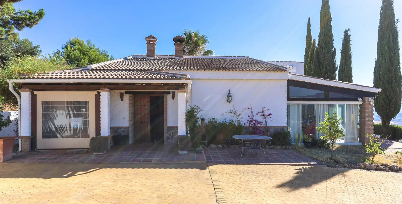 Sale of detached villa in Alozaina 9