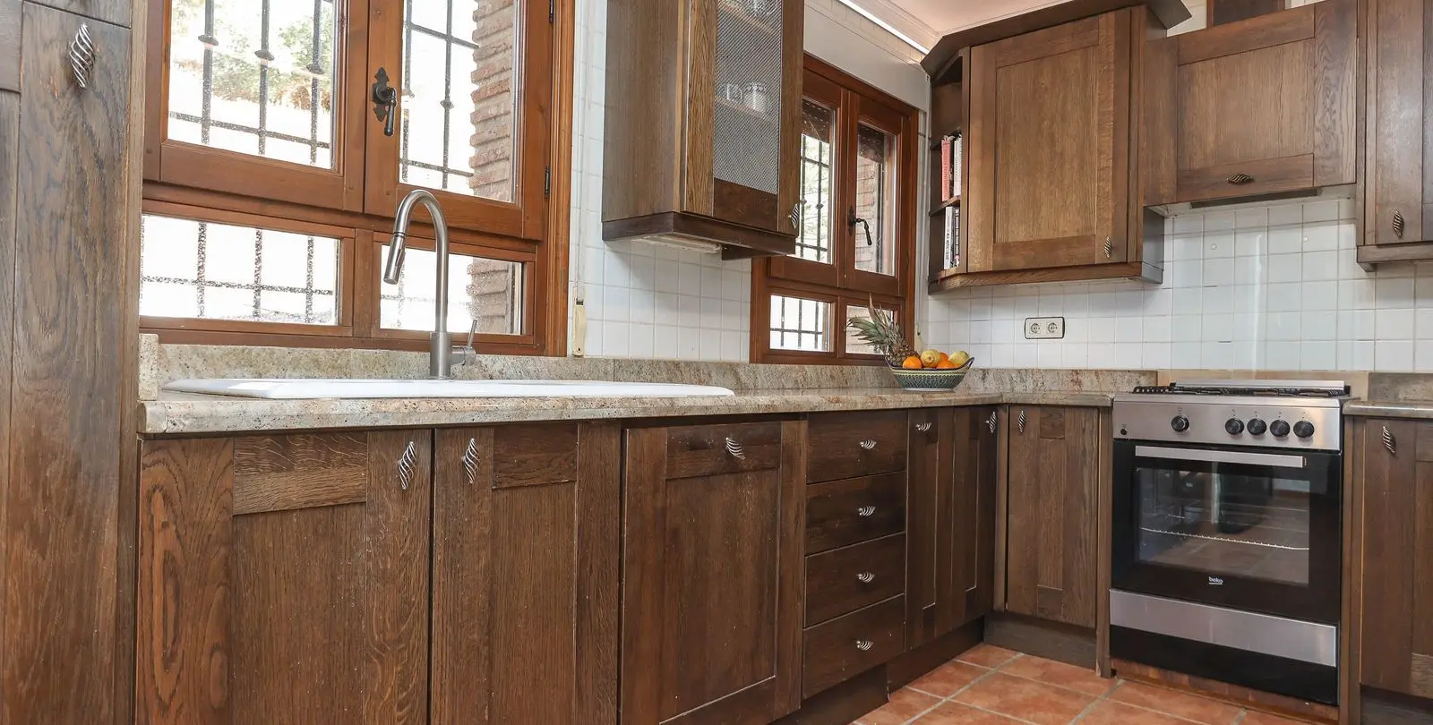 Sale of detached villa in Alozaina 23