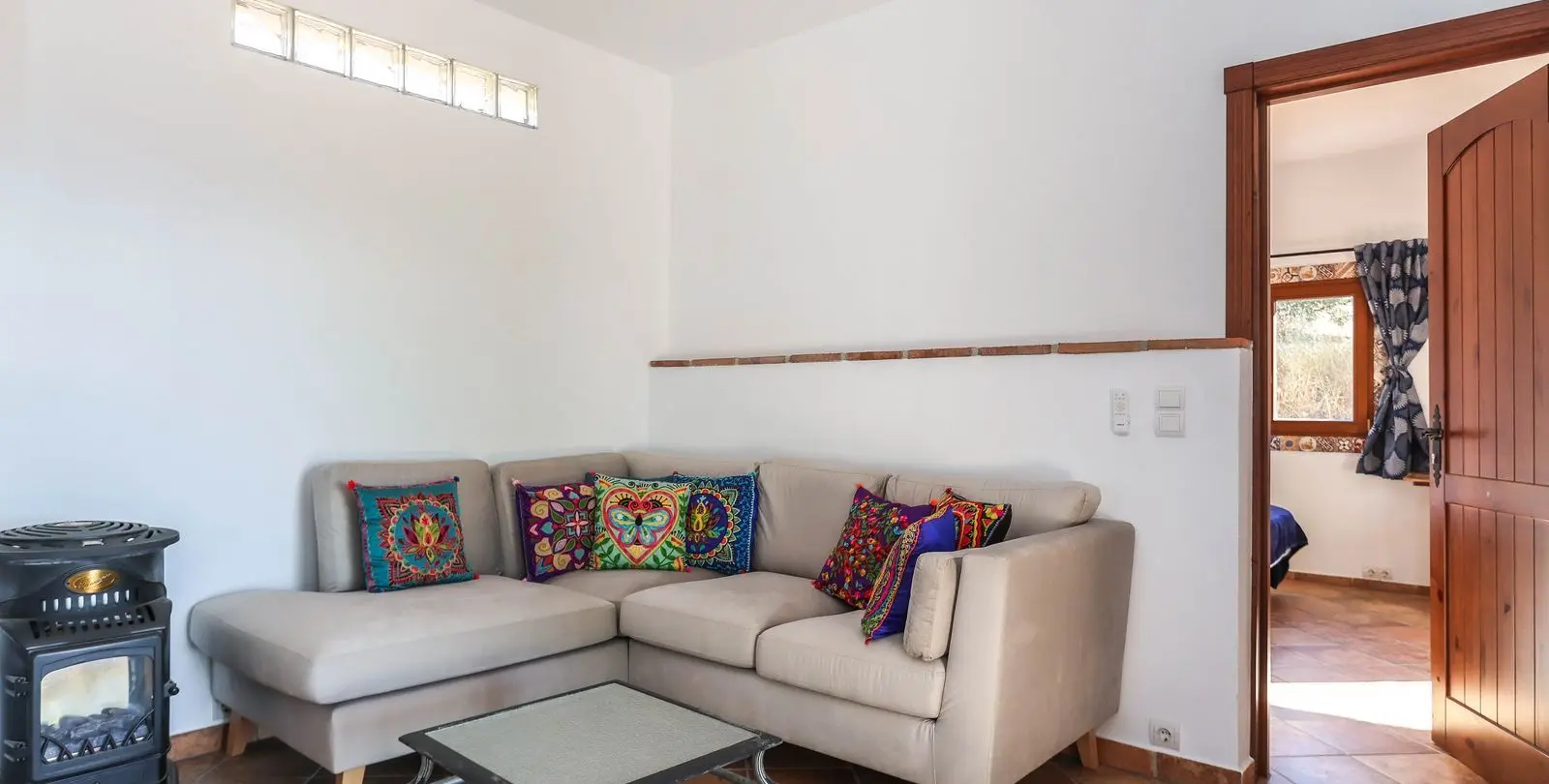 Sale of detached villa in Alozaina 50