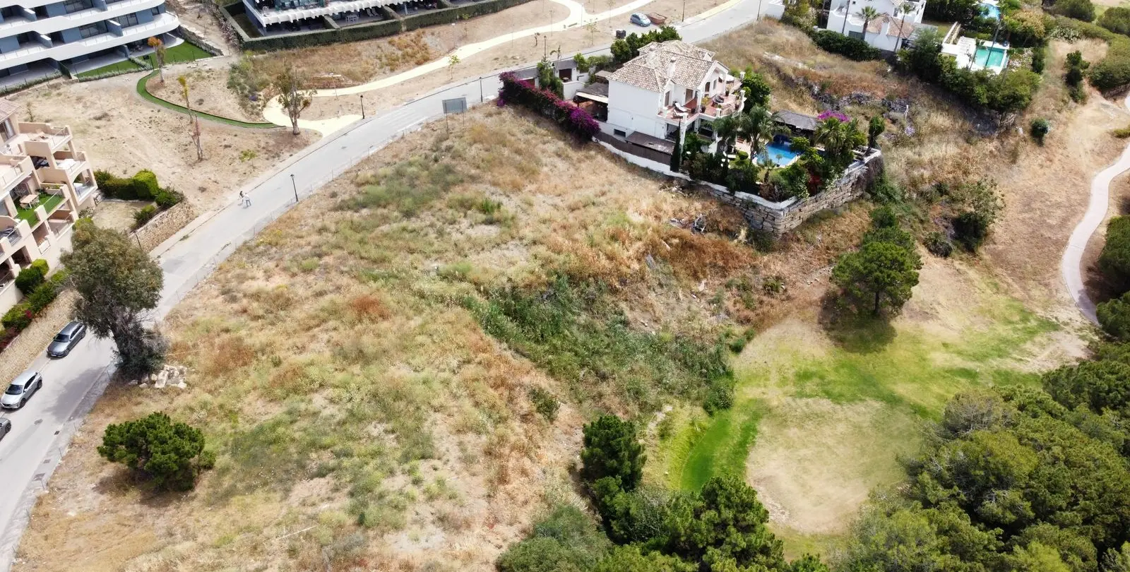 Sale of residential plot in Selwo 4