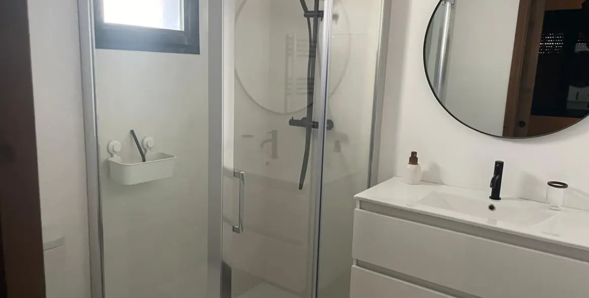 Sale of ground floor apartment in San Pedro de Alcántara 12