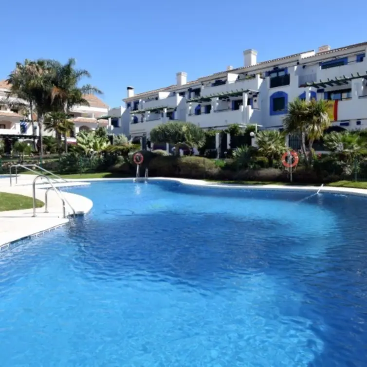 Sale of ground floor apartment in San Pedro de Alcántara