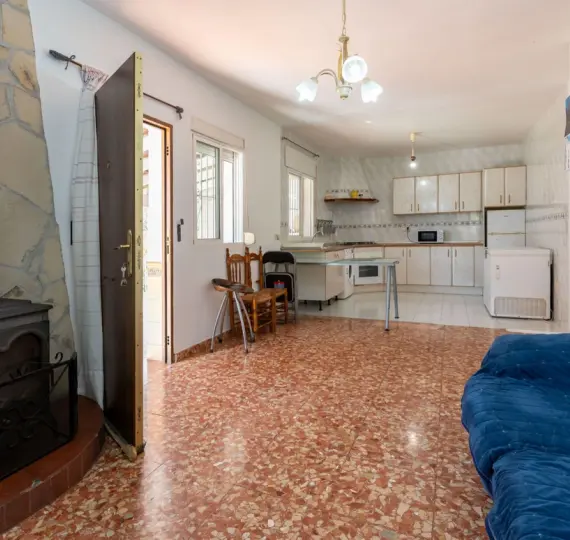 Продажа  отдельно стоящей виллы в Coín