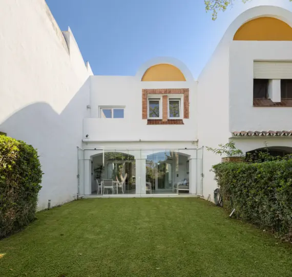 Продажа таунхауса в Estepona