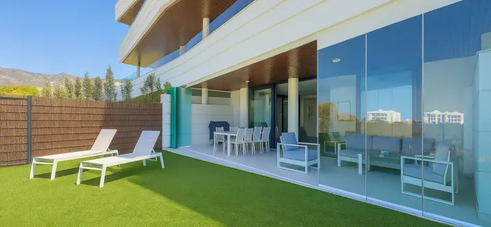 Продажа апартаментов на первом этаже в Higueron 0