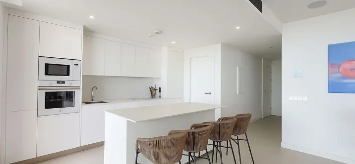 Venta de apartamento en planta baja en Higueron 2