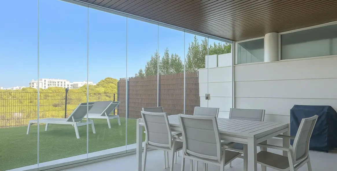 Sale of ground floor apartment in Higueron 7