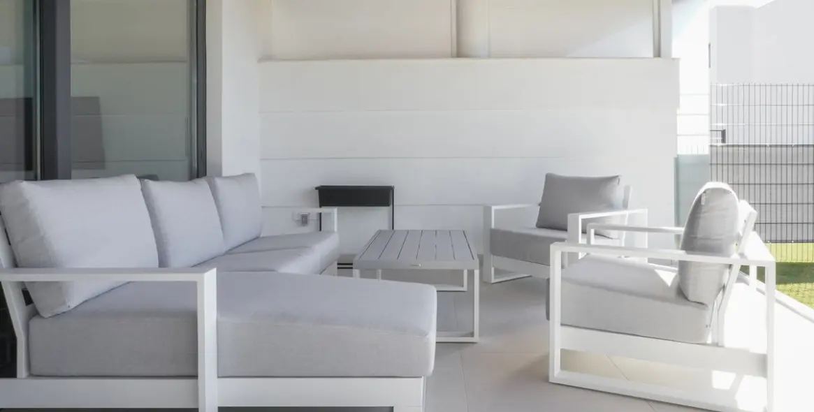 Sale of ground floor apartment in Higueron 9