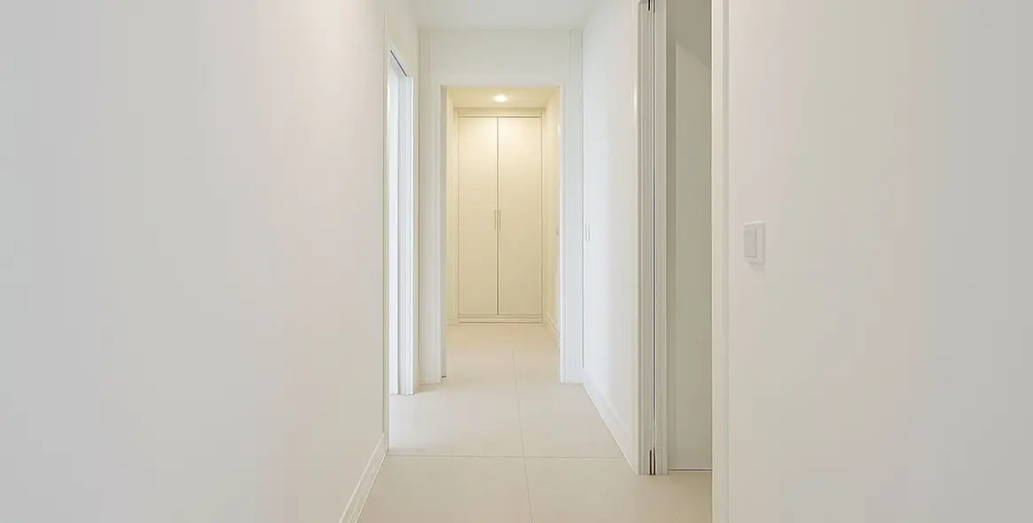 Sale of ground floor apartment in Higueron 13