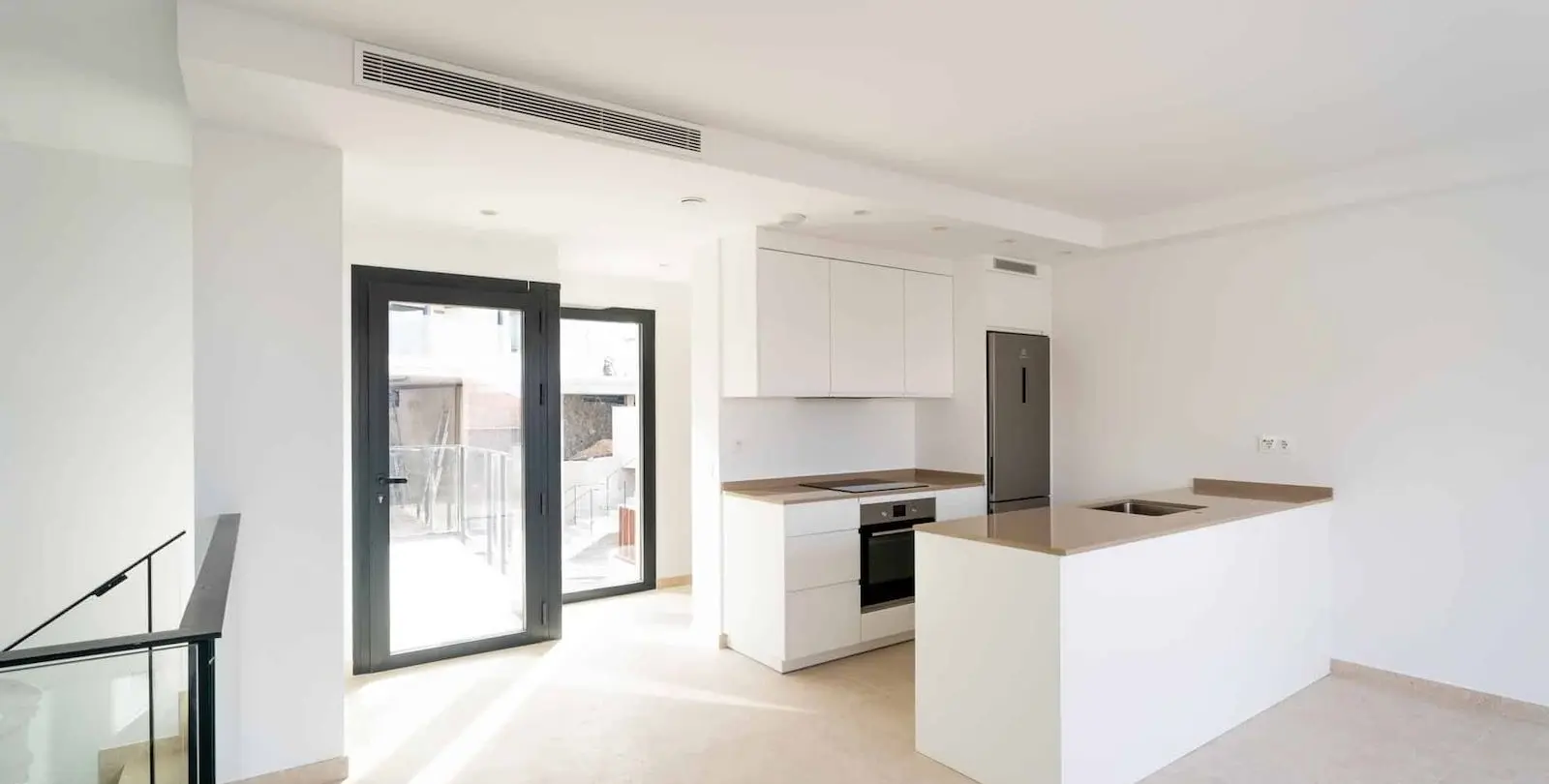 Sale of townhouse in Torrox Costa 5