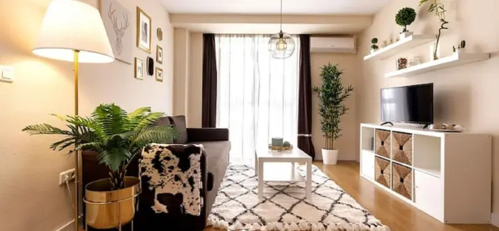 Sale of middle floor apartment in Málaga Centro 0