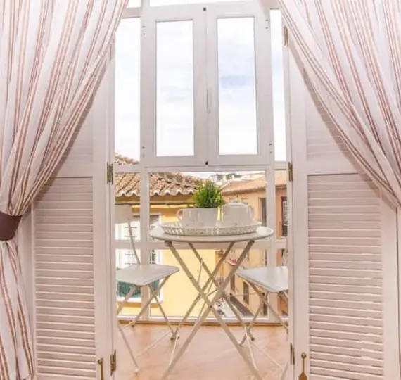 Sale of middle floor apartment in Málaga Centro