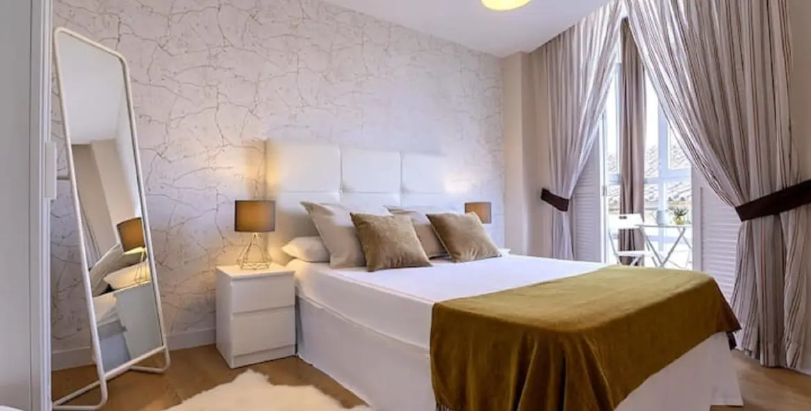 Sale of middle floor apartment in Málaga Centro 3