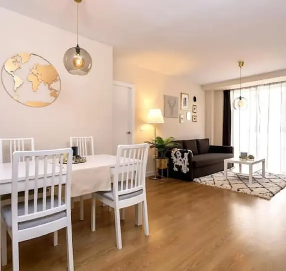 Sale of middle floor apartment in Málaga Centro