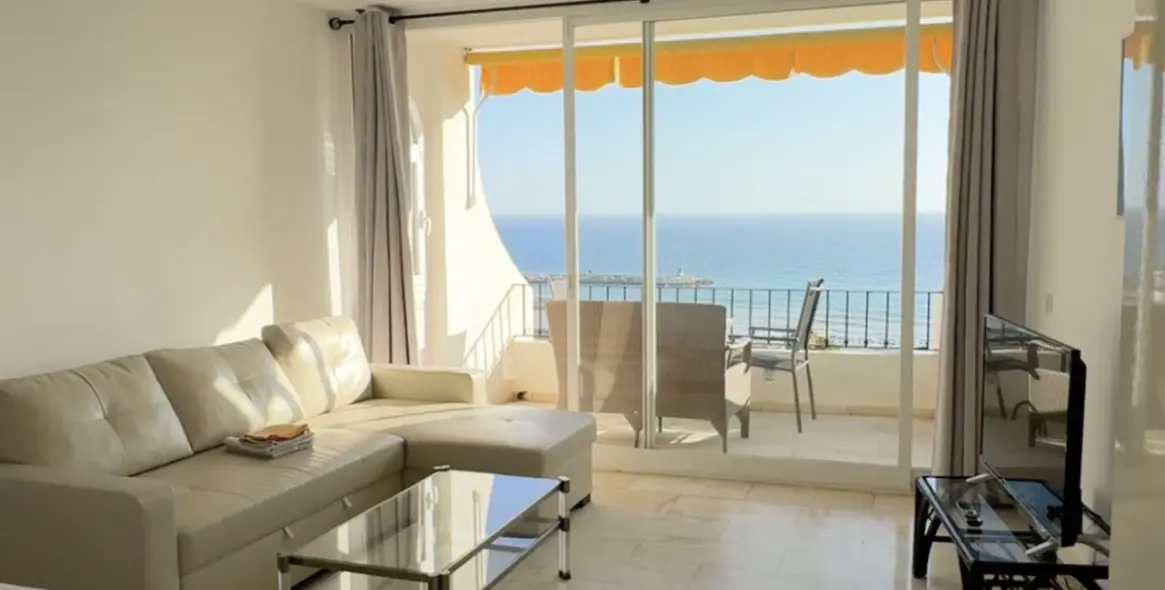 Продажа апартаментов на среднем этаже в Puerto de Cabopino 10