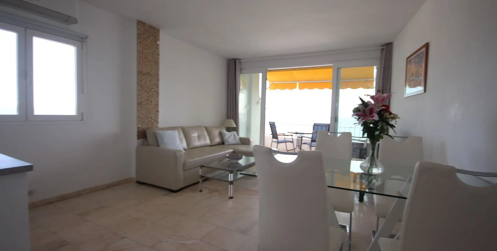 Venta de apartamento en planta media en Puerto de Cabopino 29