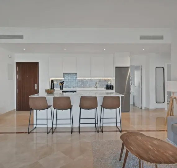 Sale of ground floor apartment in El Paraiso