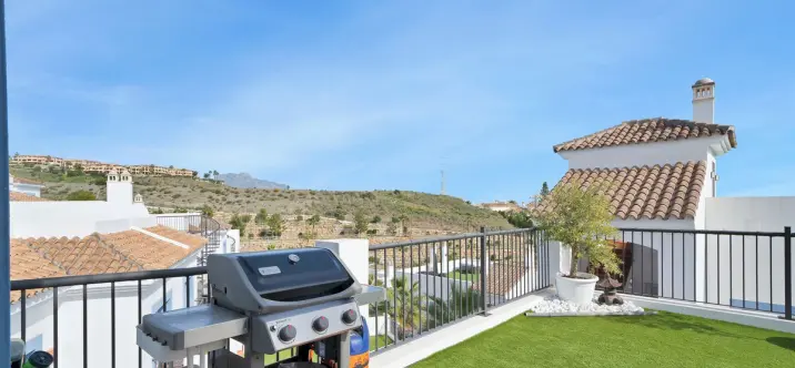 Venta de apartamento en planta baja en El Paraiso 2