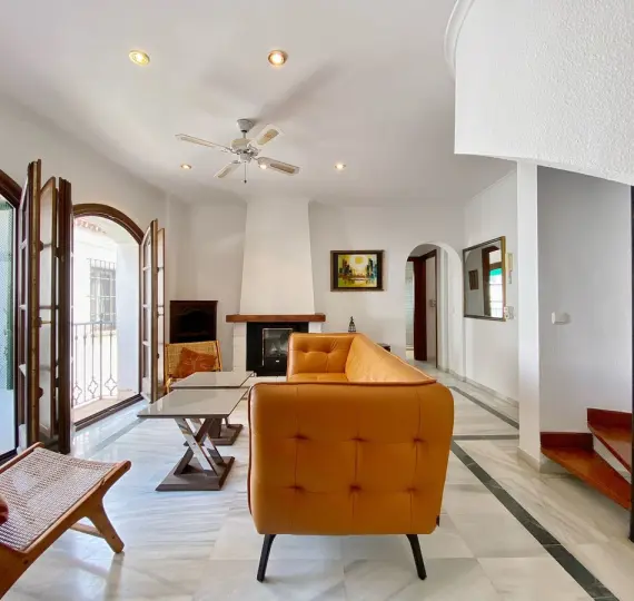 Sale of penthouse in Marbella