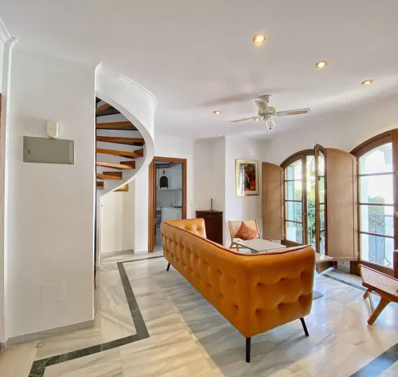 Sale of penthouse in Marbella