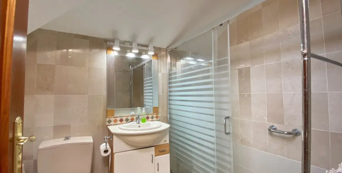 Sale of penthouse in Marbella 34