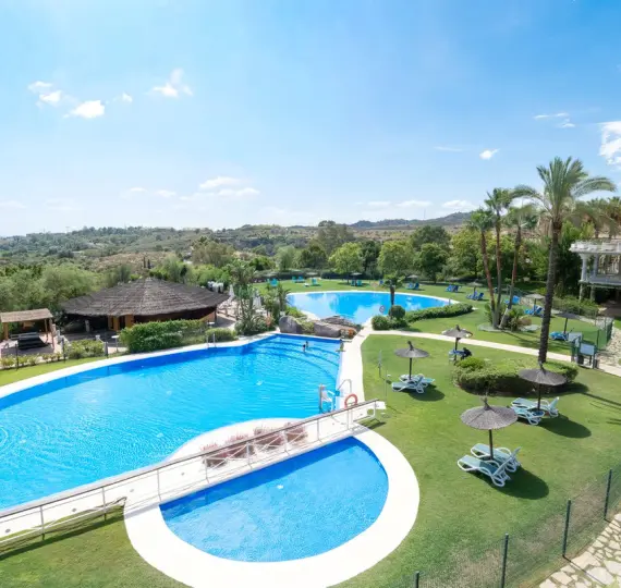 Oтдельно стоящая вилла R5137573