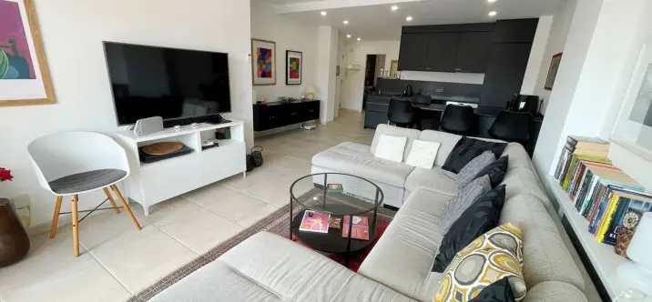 Продажа апартаментов на среднем этаже в Nueva Andalucía 1