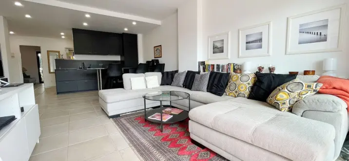 Продажа апартаментов на среднем этаже в Nueva Andalucía 2