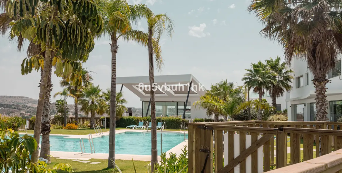 Продажа апартаментов на первом этаже в La Cala de Mijas 1