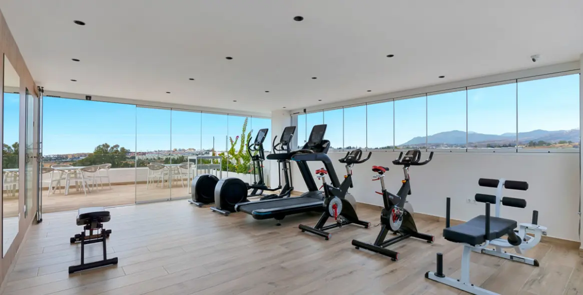 Продажа апартаментов на среднем этаже в Nueva Andalucía 19