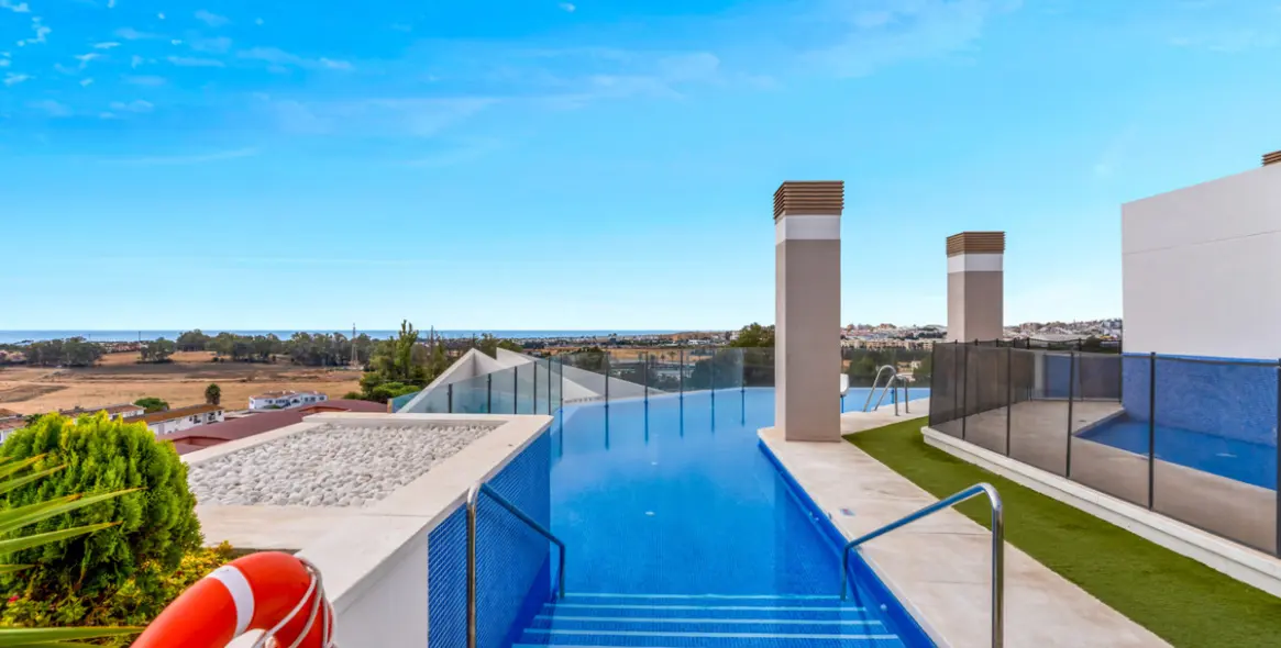 Продажа апартаментов на среднем этаже в Nueva Andalucía 20