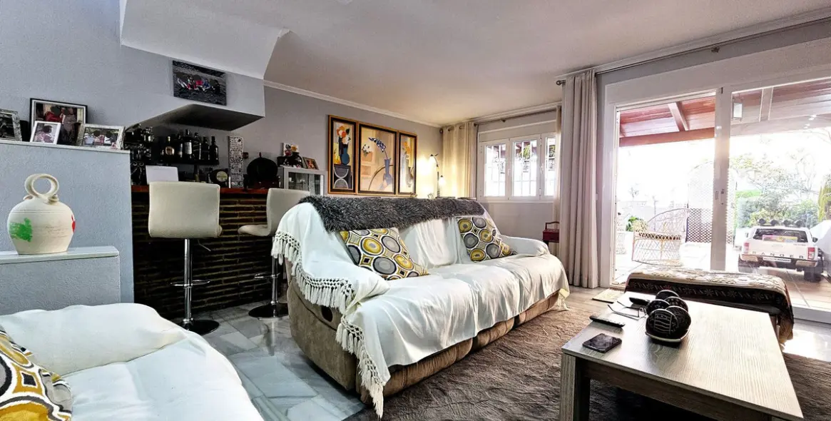 Sale of semi-detached house in Casares Playa 11