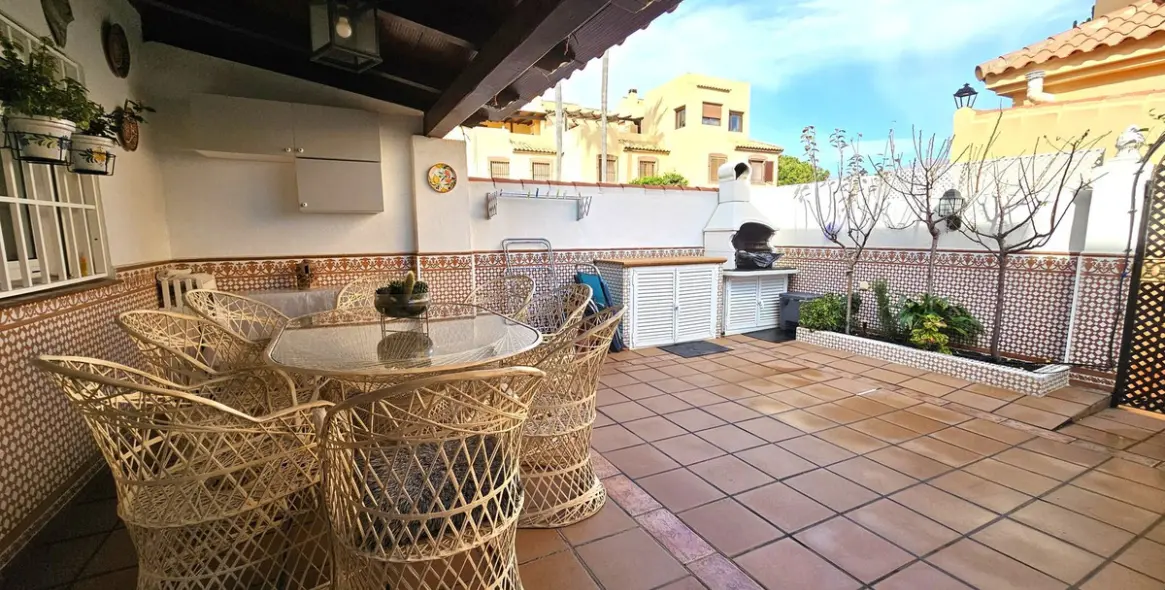 Sale of semi-detached house in Casares Playa 13