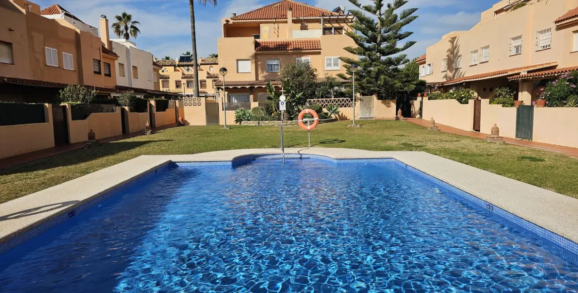 Sale of semi-detached house in Casares Playa 18