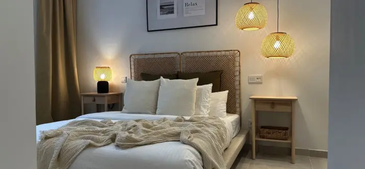 Sale of ground floor apartment in Estepona 2