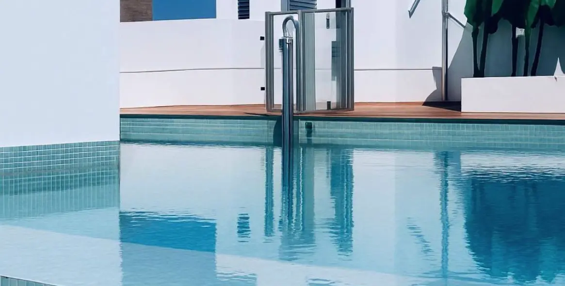 Продажа апартаментов на первом этаже в Estepona 42