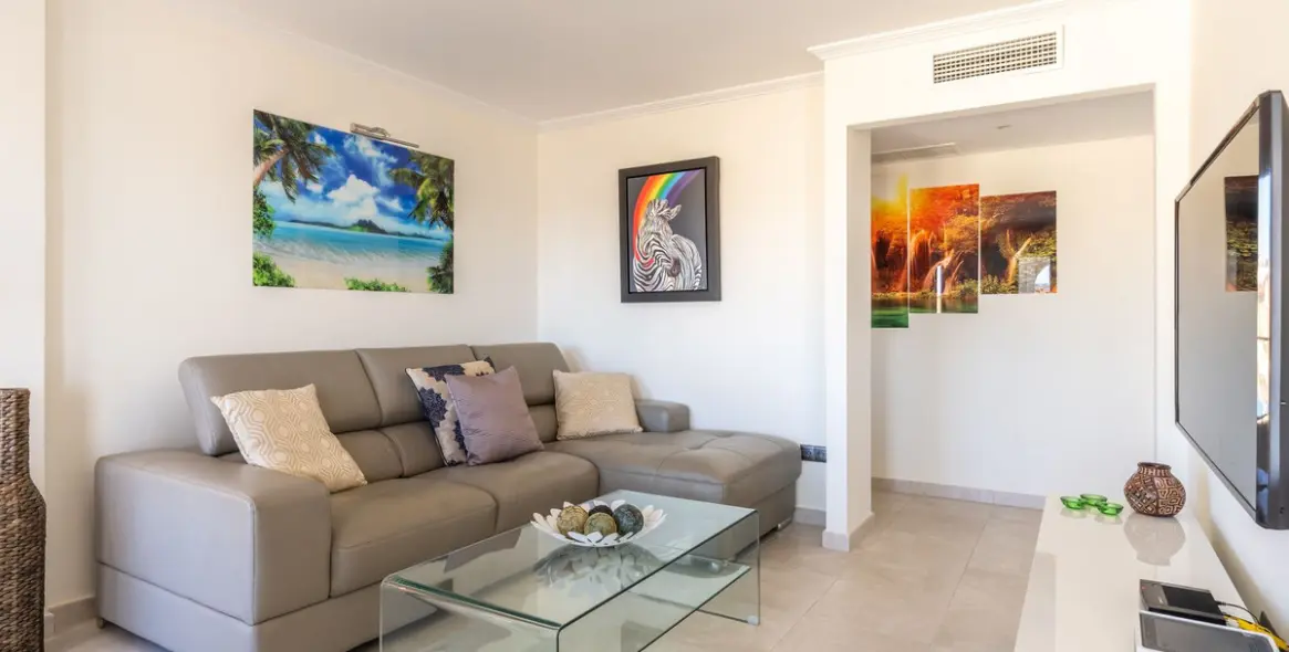 Продажа двухуровневого пентхауса в Estepona 7