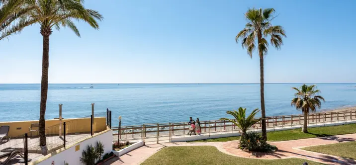 Продажа таунхауса в Calahonda 2